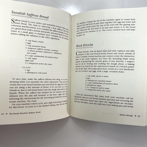 Group of 3 Bread Machine Cookbooks - Picture 8 of 13